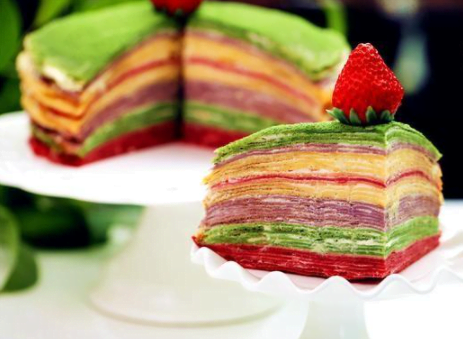 細膩香甜的榴蓮千層蛋糕，好吃又好看，全家都愛吃